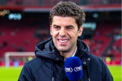 Pundit Belanda Kees Kwakman kini memuji Timnas Indonesia setelah diserang oleh netizen.